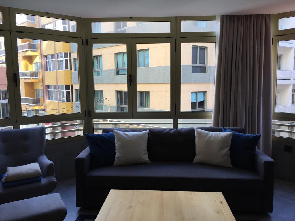 Piso Con Piscina Y Garaje En La Playa De Canteras * Las Palmas de Gran Canaria